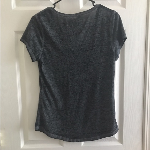 Rocker Girl Sz M Juniors T-Shirt V-Neck Dark Gray NWOT “You had me at muah” - Picture 8 of 8